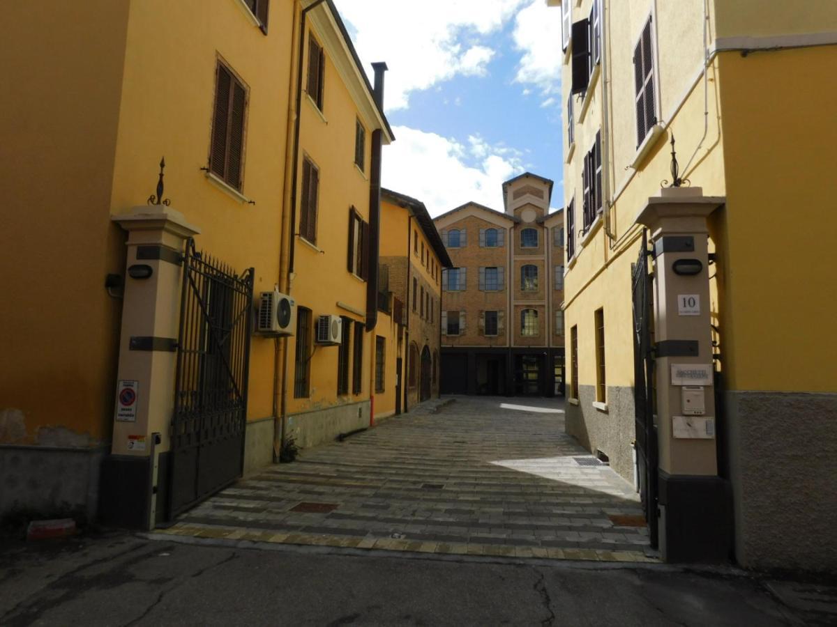 Piumaviola Beds & Apartments Parma Exteriér fotografie