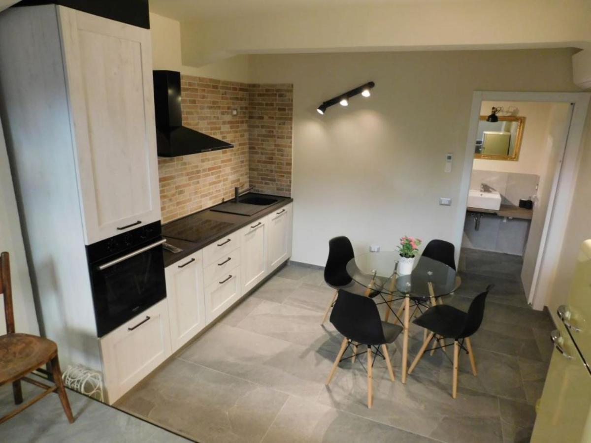 Piumaviola Beds & Apartments Parma Exteriér fotografie
