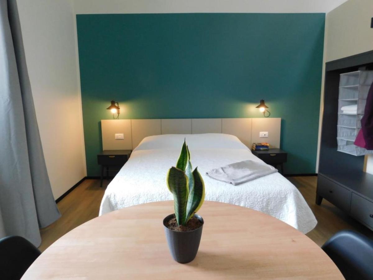 Piumaviola Beds & Apartments Parma Exteriér fotografie